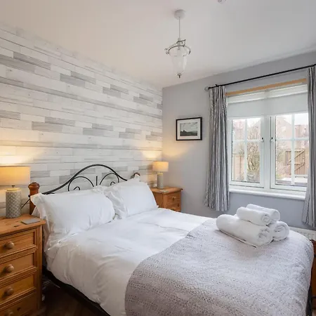 Demeter House Hébergement de vacances Whitby