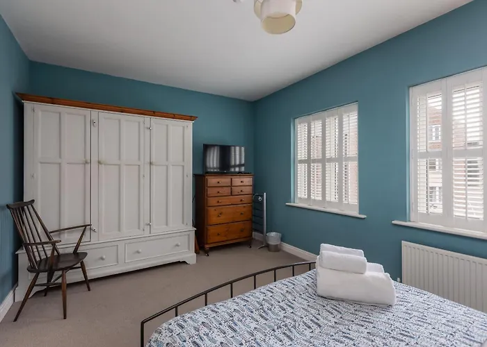 Demeter House * Whitby