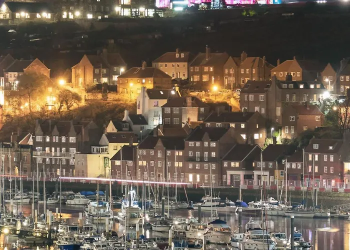 Demeter House Holiday home *